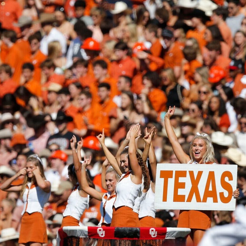 UT Football Crowd